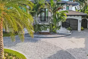 210 W Seaview Cir, Duck Key, FL 33050 - Photo 6