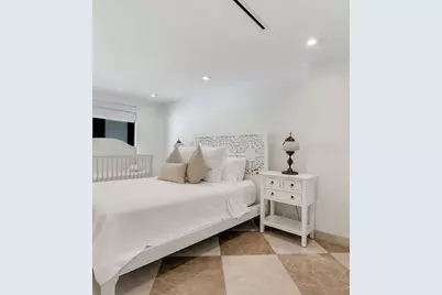 210 W Seaview Circle, Duck Key, FL 33050 - Photo 44