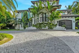 210 W Seaview Cir, Duck Key, FL 33050 - Photo 1