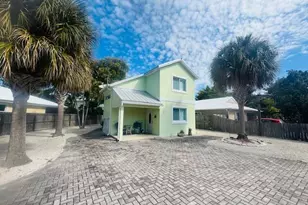 2 Bonefish Ave, Key Largo, FL 33037 - Photo 1