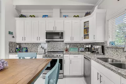 22 Tarpon Avenue, Key Largo, FL 33037 - Photo 12