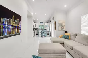 22 Tarpon Ave, Key Largo, FL 33037 - Photo 2