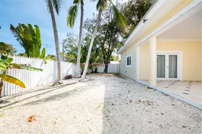 118 First Street, Key Largo, FL 33037 - Photo 20