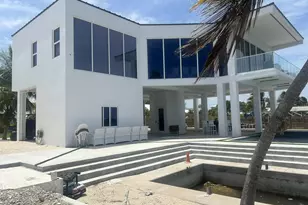 1553 Sunrise Dr, Big Pine, FL 33043 - Photo 4