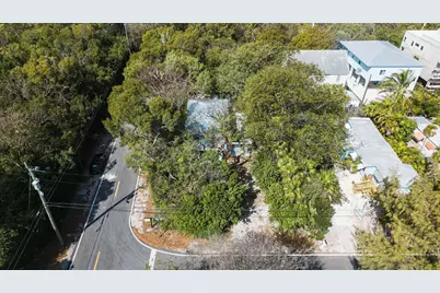 203 Anitgua Road, Tavernier, FL 33070 - Photo 28