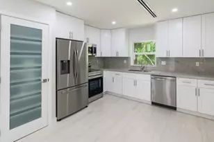 203 Anitgua Rd, Tavernier, FL 33070 - Photo 12