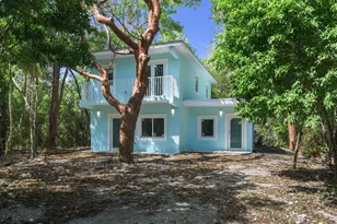 203 Anitgua Rd, Tavernier, FL 33070 - Photo 1