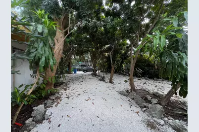 112 S Rolling Hill Road, Tavernier, FL 33070 - Photo 34