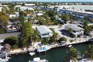 305 50th Street Ocean, Marathon, FL 33050 - Photo 1