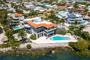 251 S Ocean Shores Dr, Key Largo, FL 33037 - Photo 1