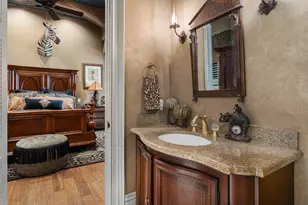 19 Sunset Key Dr, Key West, FL 33040 - Photo 44