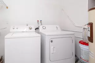 410 10th St, Key Colony Beach, FL 33051 - Photo 32