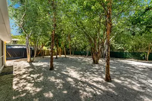 129 Artic Ave, Tavernier, FL 33070 - Photo 32