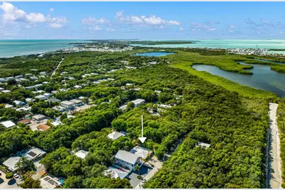 129 Artic Avenue, Tavernier, FL 33070 - Photo 2