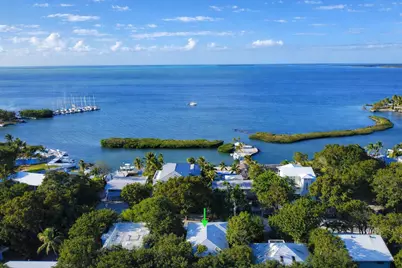 235 Buttonwood Shores Drive, Key Largo, FL 33037 - Photo 2