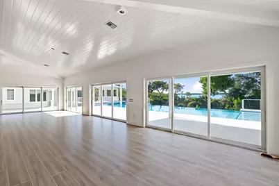 81486 Overseas Highway, Upper Sugarloaf Key, FL 33036 - Photo 12