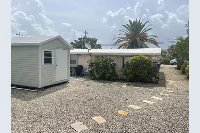 185 Gardenia Street, Tavernier, FL 33070 - Photo 16