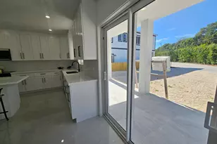 2 Buttonwood Dr, Key Largo, FL 33037 - Photo 6