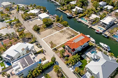 613 Island Drive, Key Largo, FL 33037 - Photo 10