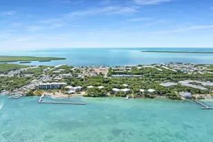 97652 Overseas Hwy #Apt M10, Key Largo, FL 33037 - Photo 2