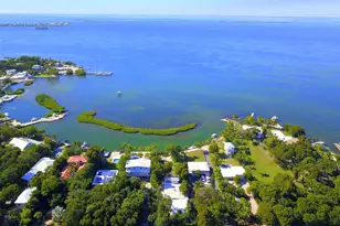 120 E Shore Dr, Key Largo, FL 33037 - Photo 2