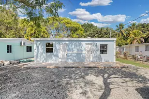 53 Hibiscus Ln, Key Largo, FL 33037 - Photo 1