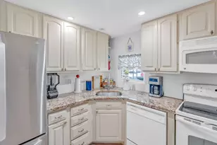 902 S Ruby Dr, Key Largo, FL 33037 - Photo 38