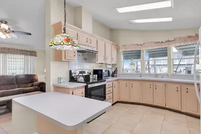 213 Buttonwood Avenue, Key Largo, FL 33037 - Photo 12