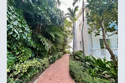 20 Avacado Street, Upper Sugarloaf Key, FL 33036 - Photo 14