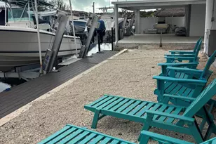 210 W 2nd Ct, Key Largo, FL 33037 - Photo 4