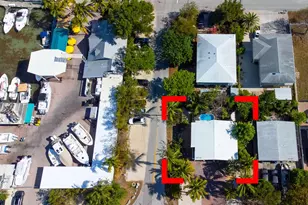 19 Garden Cove Dr, Key Largo, FL 33037 - Photo 2