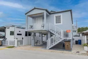 325 Calusa Street ## 320, Key Largo, FL 33037 - Photo 2