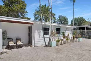 10 Dolphin Rd, Key Largo, FL 33037 - Photo 1