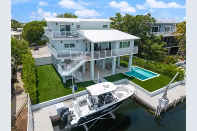 215 Wildwood Circle, Key Largo, FL 33037 - Photo 1