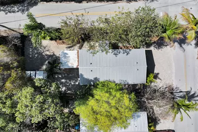 11 Oakwood Avenue, Key Largo, FL 33037 - Photo 28