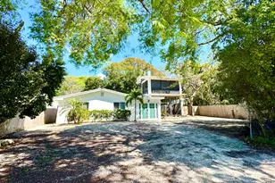 527 Plante St, Key Largo, FL 33037 - Photo 1