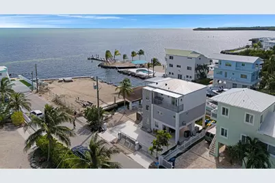 704 Grouper Lane, Key Largo, FL 33037 - Photo 2