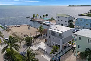 704 Grouper Ln, Key Largo, FL 33037 - Photo 2