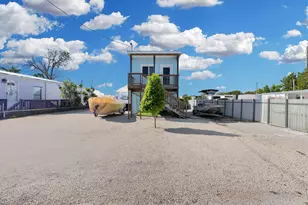 116 Garden St, Tavernier, FL 33070 - Photo 2