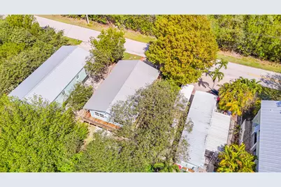 31042 Avenue J, Big Pine Key, FL 33043 - Photo 24