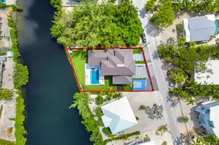 32 N Bounty Ln, Key Largo, FL 33037 - Photo 8