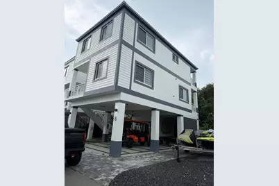 94825 Overseas Highway #8, Key Largo, FL 33037 - Photo 1