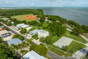 110 Dove Creek Dr, Tavernier, FL 33070 - Photo 1