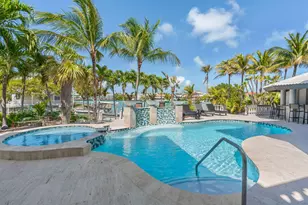 152 N Indies Dr, Duck Key, FL 33050 - Photo 66