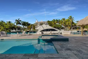 232 W Seaview Dr, Duck Key, FL 33050 - Photo 20