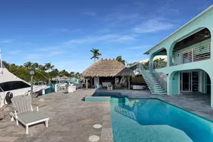232 W Seaview Dr, Duck Key, FL 33050 - Photo 18