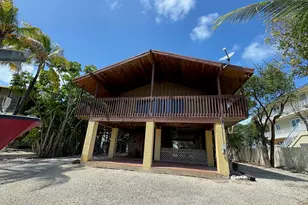 128 Plantation Dr, Islamorada, FL 33070 - Photo 4