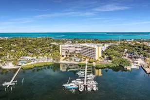 200 Harborview Dr, Tavernier, FL 33070 - Photo 2