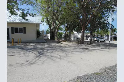 325 Calusa Street ## 15, Key Largo, FL 33037 - Photo 12