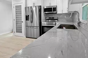 203 Antigua Rd, Tavernier, FL 33037 - Photo 8